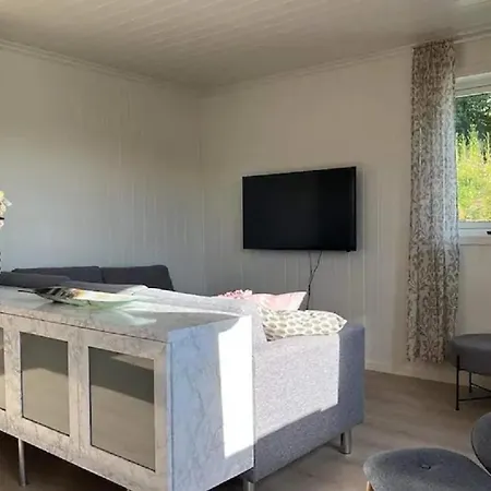 Dom wakacyjny Lekkert Med Gratis Parkering Pa Stedet. Levanger